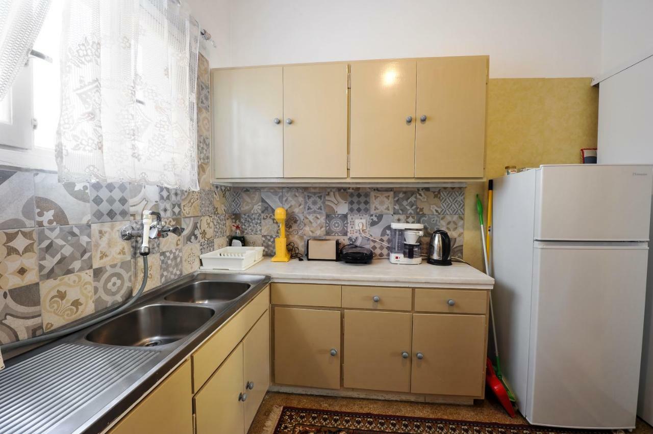 Apartment Near Stavros Niarchos Park & Acropolis Athena Bagian luar foto