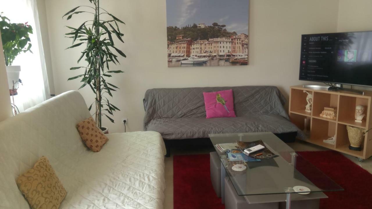 Apartment Near Stavros Niarchos Park & Acropolis Athena Bagian luar foto